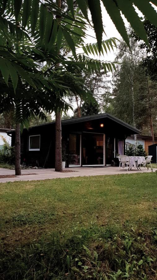 Domek Pod Trzema Kuropatwami Ily Kolo Urli Bagian luar foto